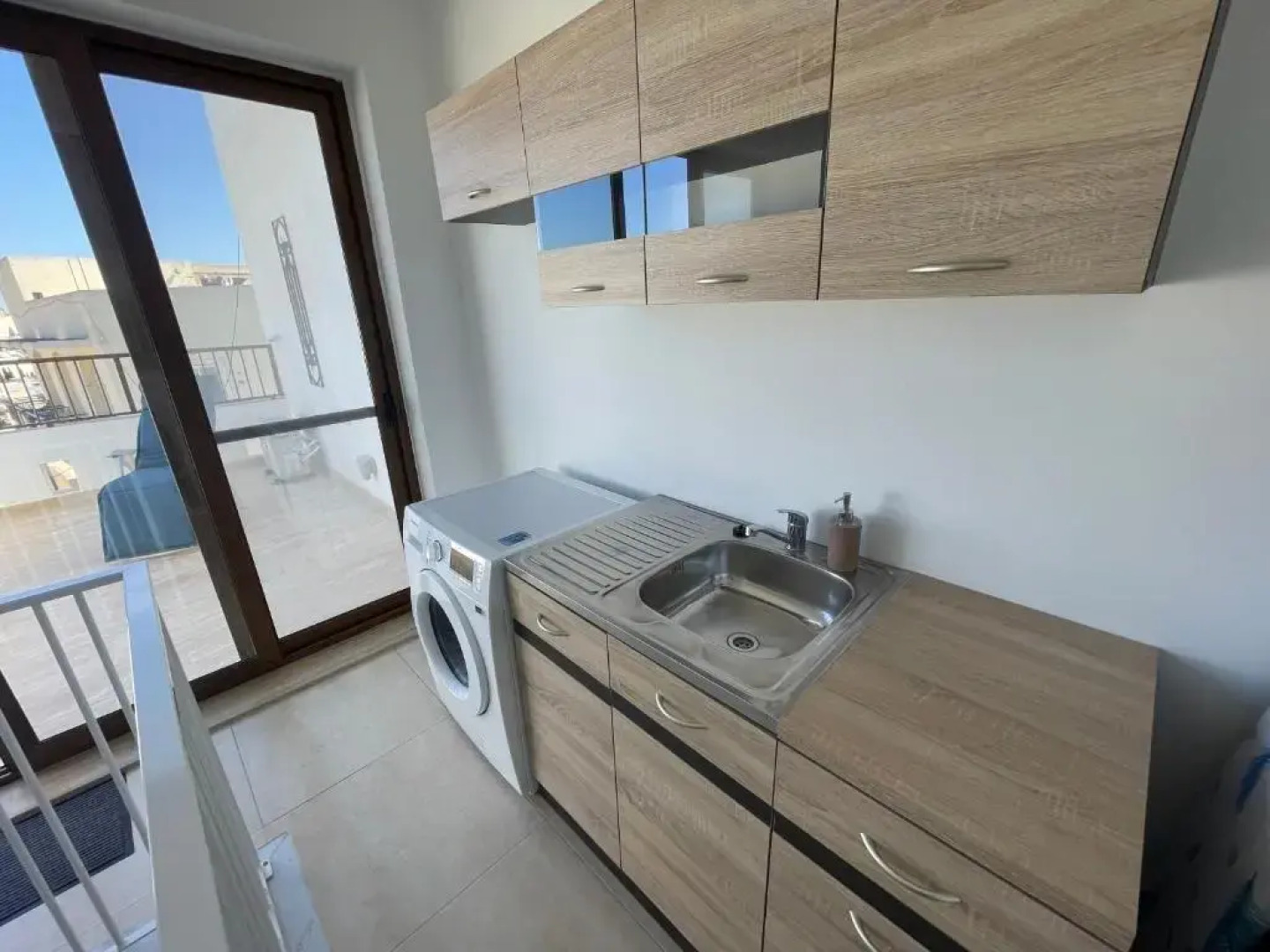 Alina Boutique Living