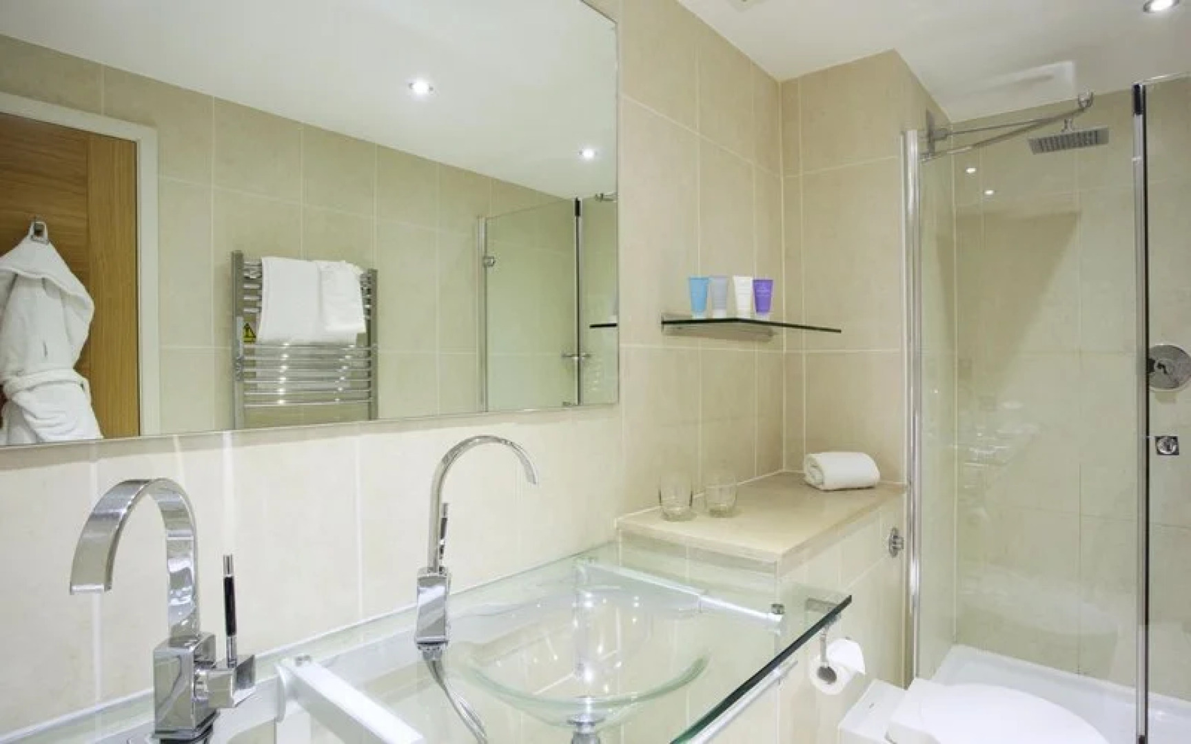 Captains Club Hotel Apartments And Spa