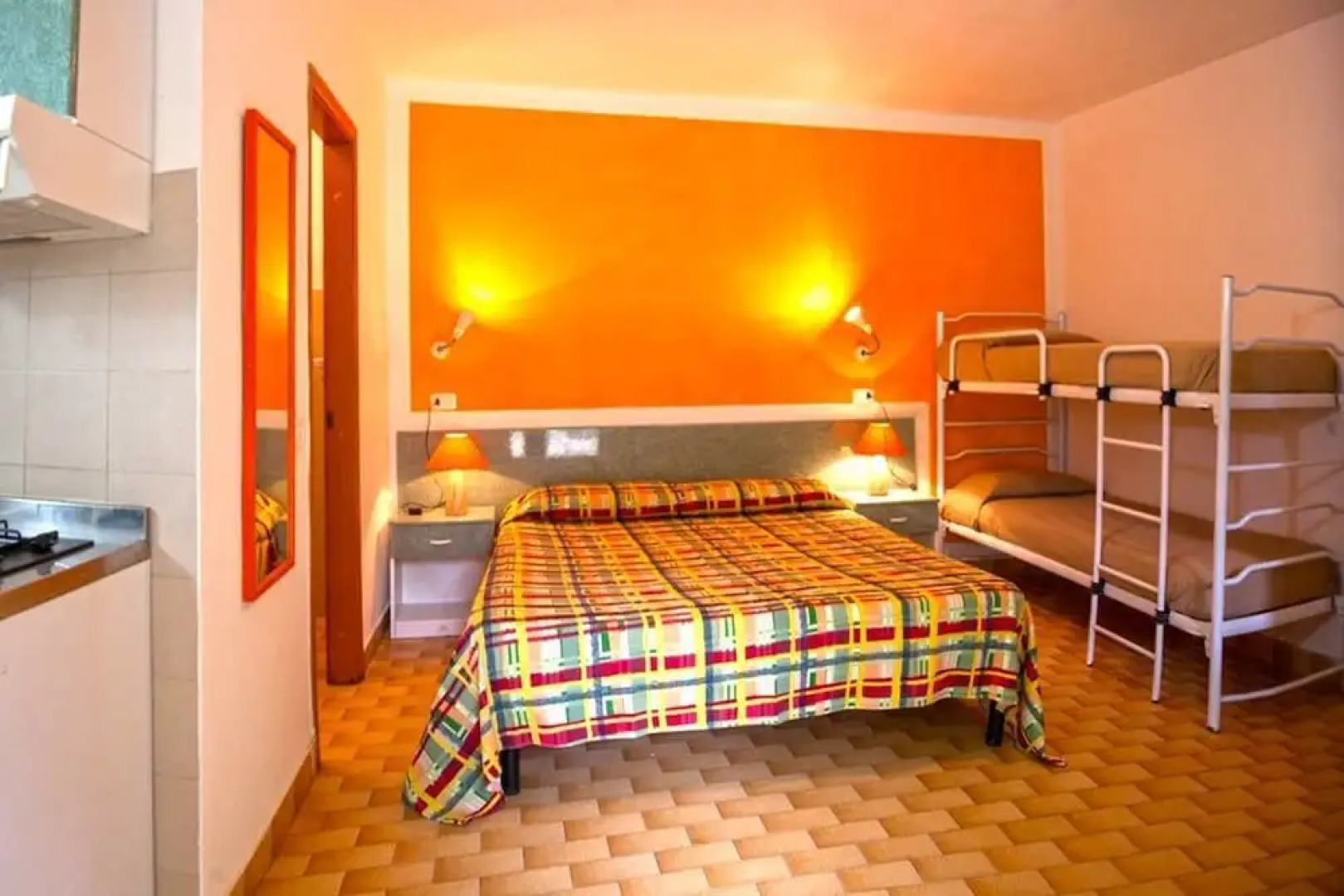 Camping Baia Falcone