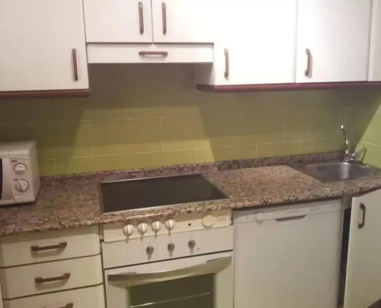 A Coruna 102597 3 Bedroom Apartment By Mo Rentals