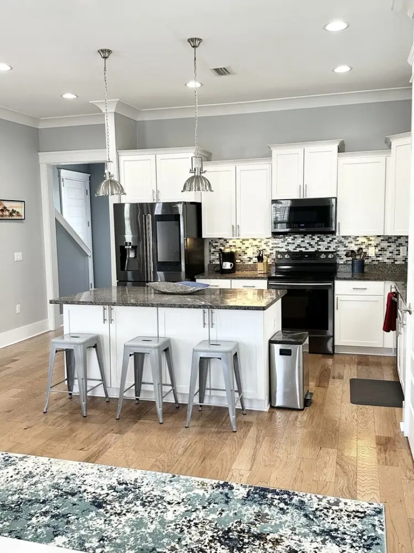 Sugar Beach Retreat 4 Bedroom Home by RedAwning