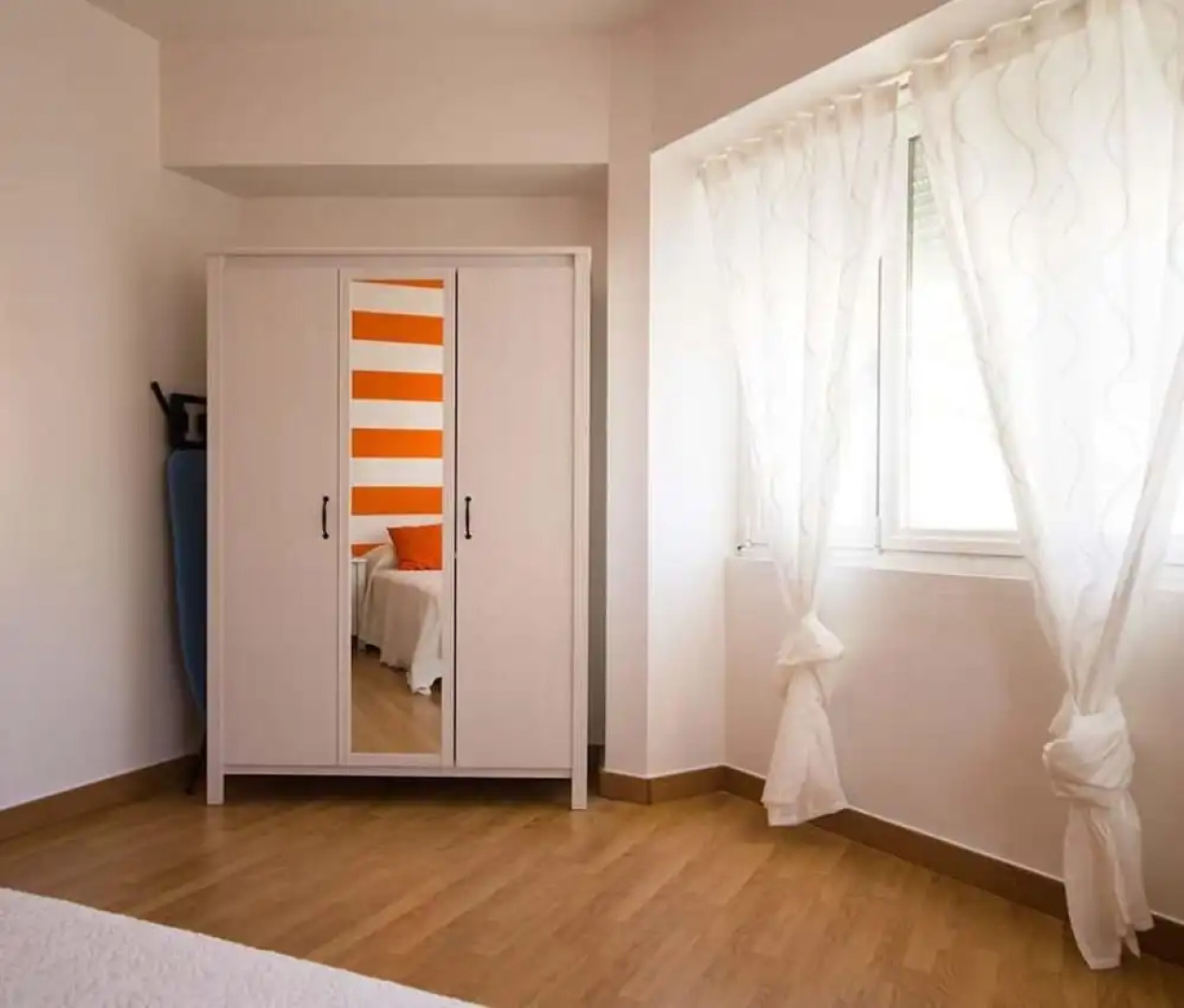 Apartment - 3 Bedrooms with WiFi - 106763