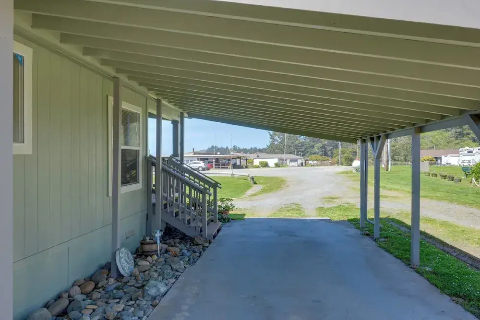 Smith River Home w/ Boat Launch & Ocean Views