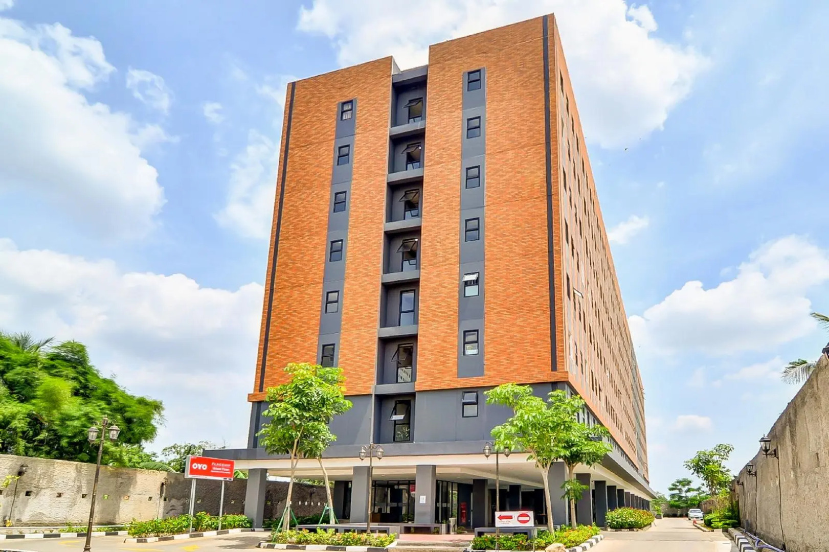 Collection O 28 Urban Town Karawang