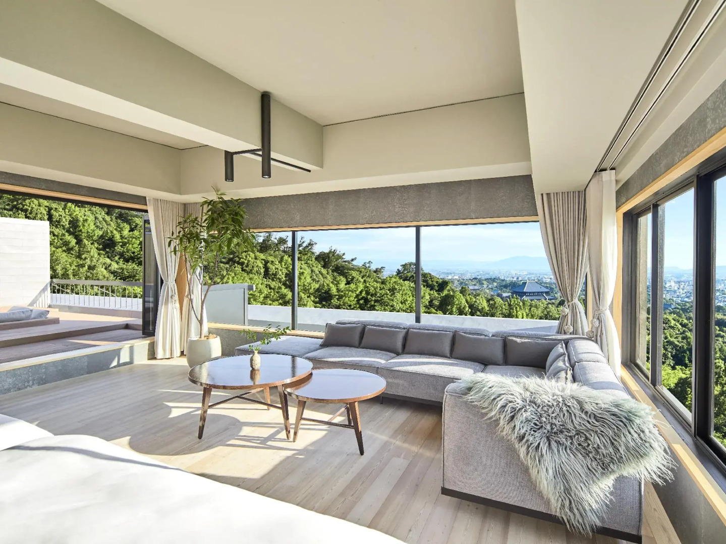 ANDO HOTEL NaraWakakusayama～DLIGHT LIFE & HOTELS～