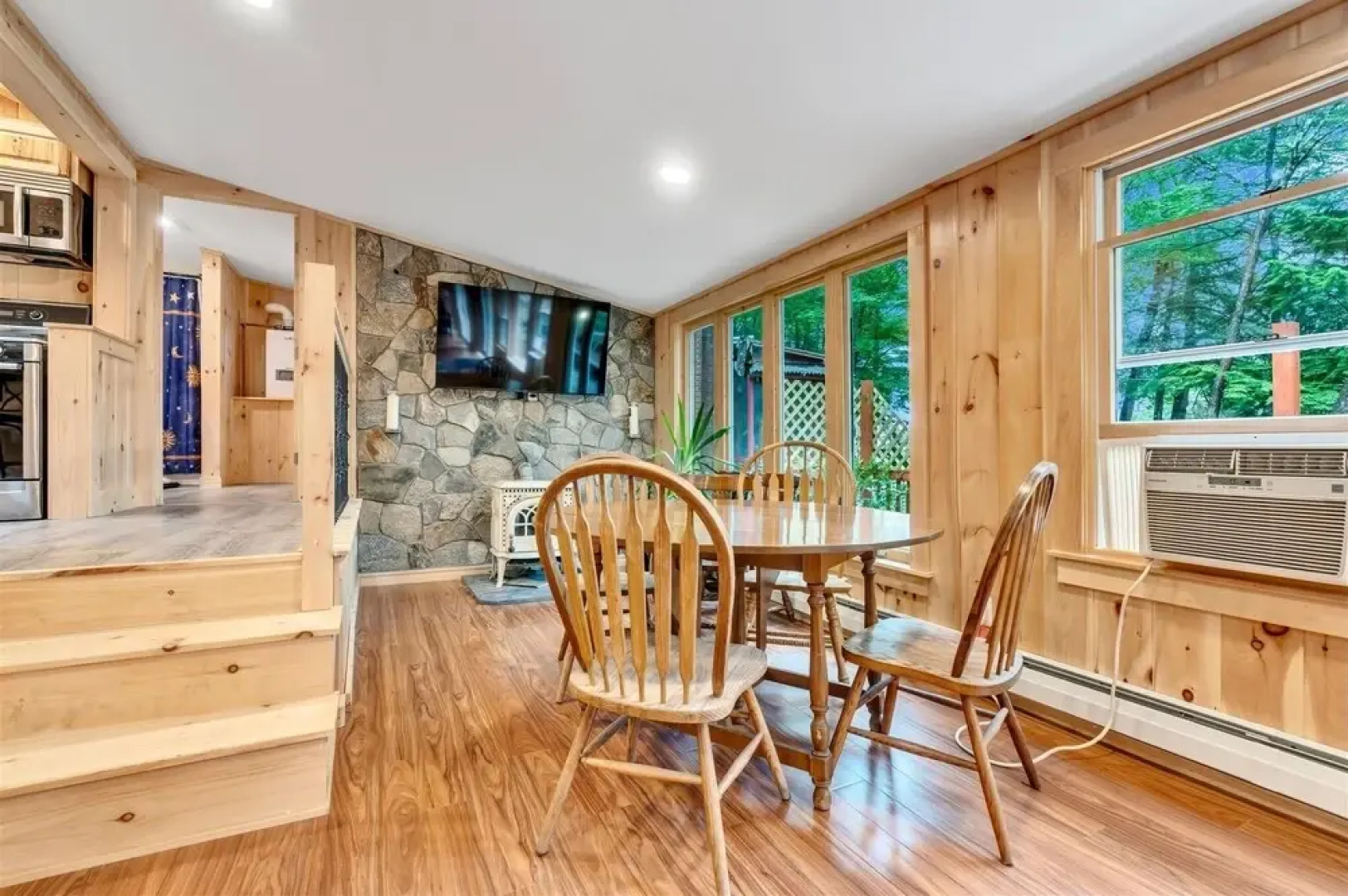 Crystal Oasis- Limit 8 3 Bedroom Villa by RedAwning