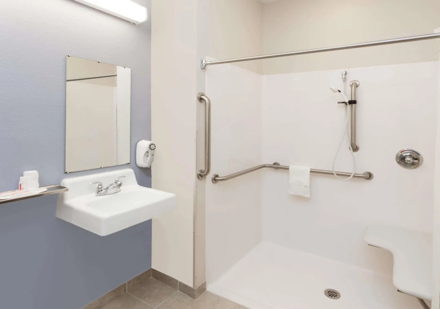 Microtel Inn and Suites Elkhart