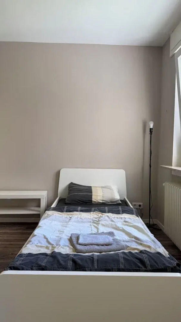 Three Bedroom Comfort Apartment Maintal