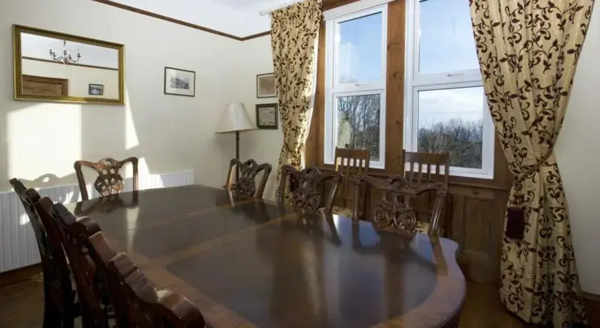 Shenstone Holiday Home