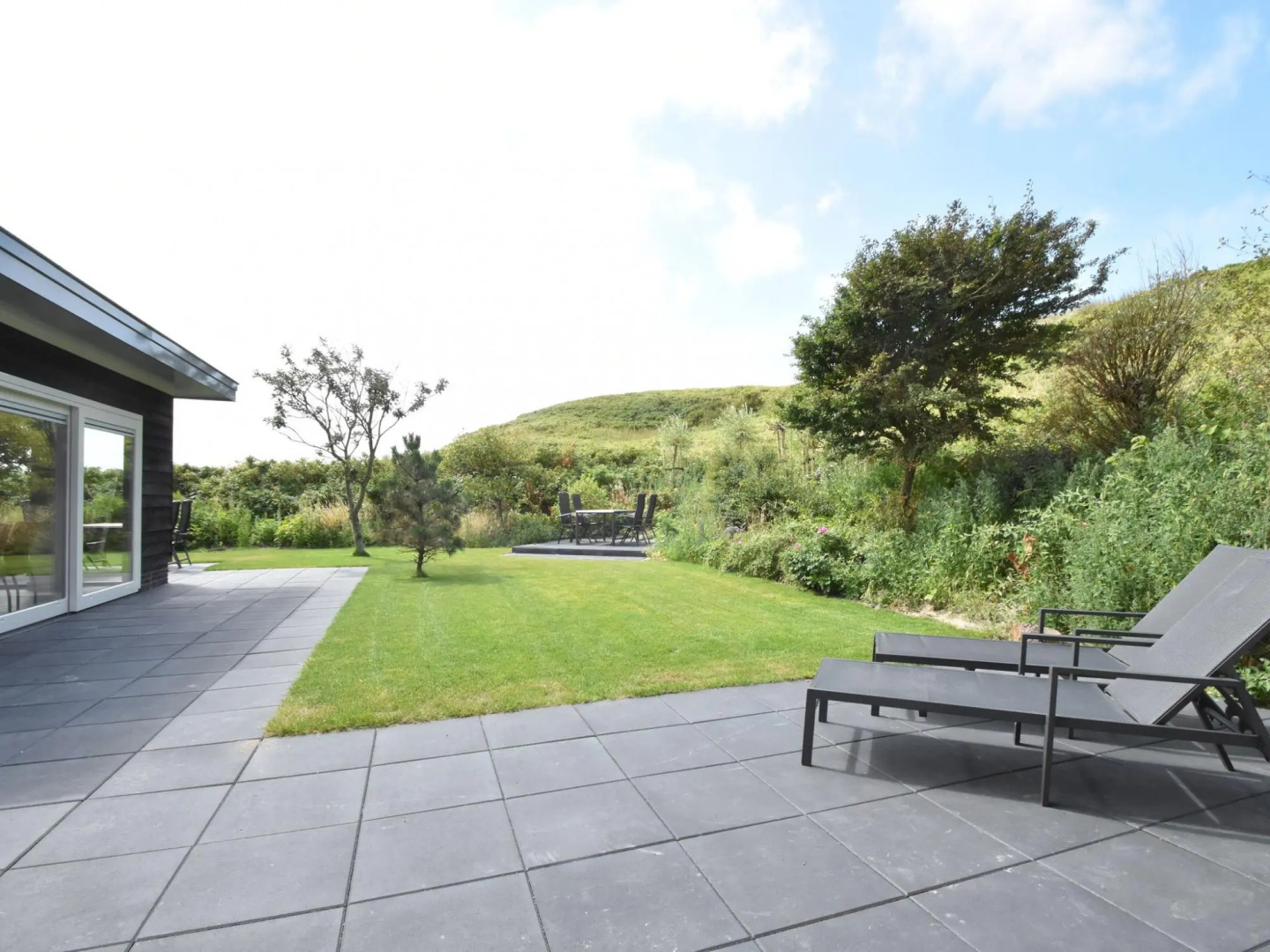Lavish Villa in Julianadorp aan zee With Sauna
