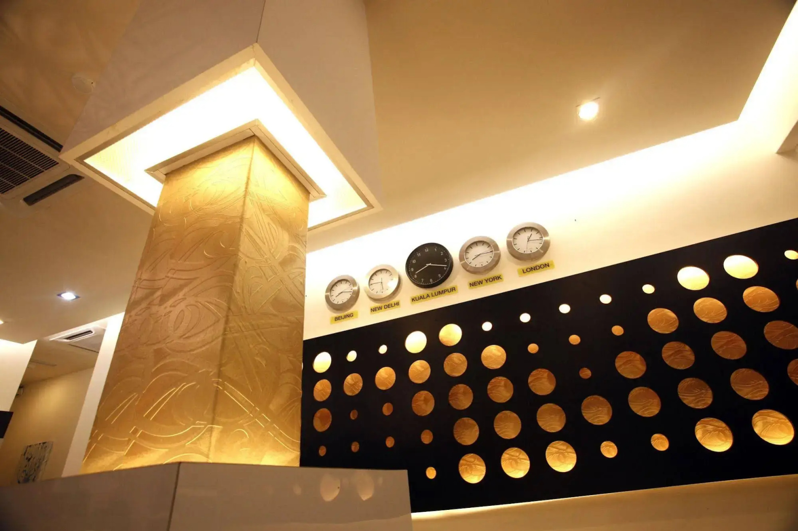 DWJ Hotel