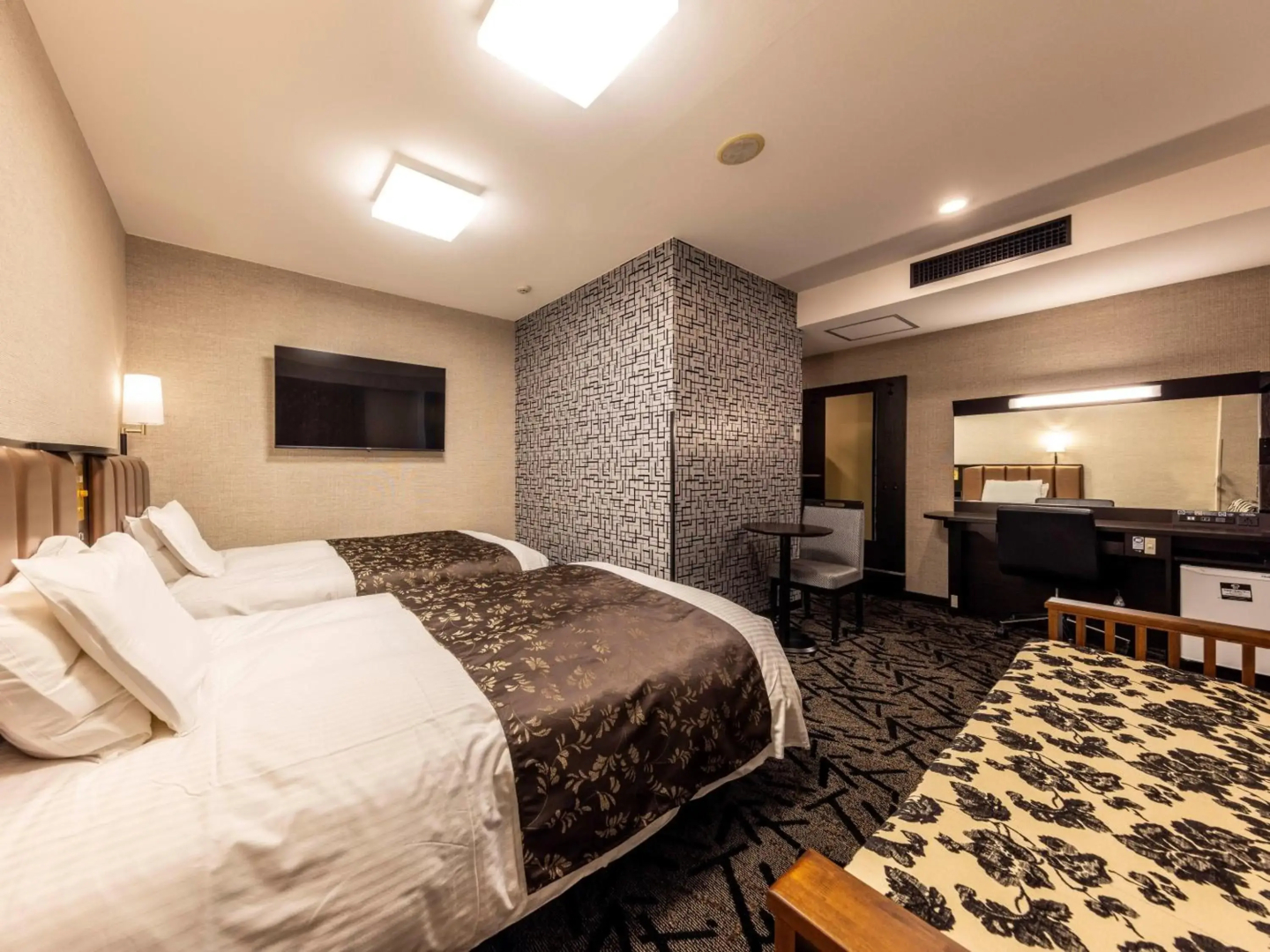 APA Hotel Kagadaishoji Ekimae
