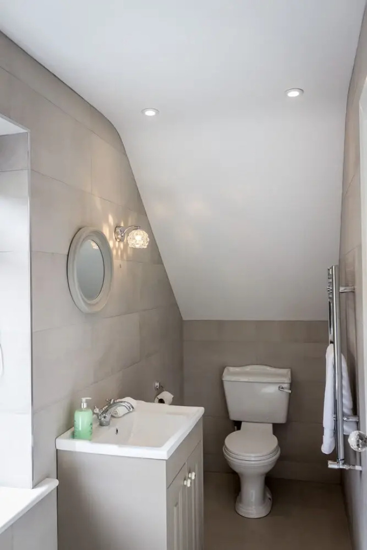 Baybridge House, Sky Road