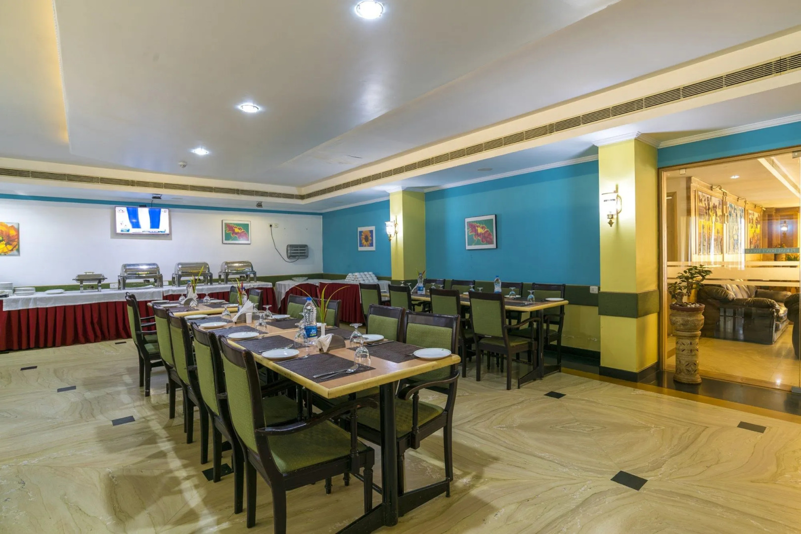 Golf View Hotel & Suites