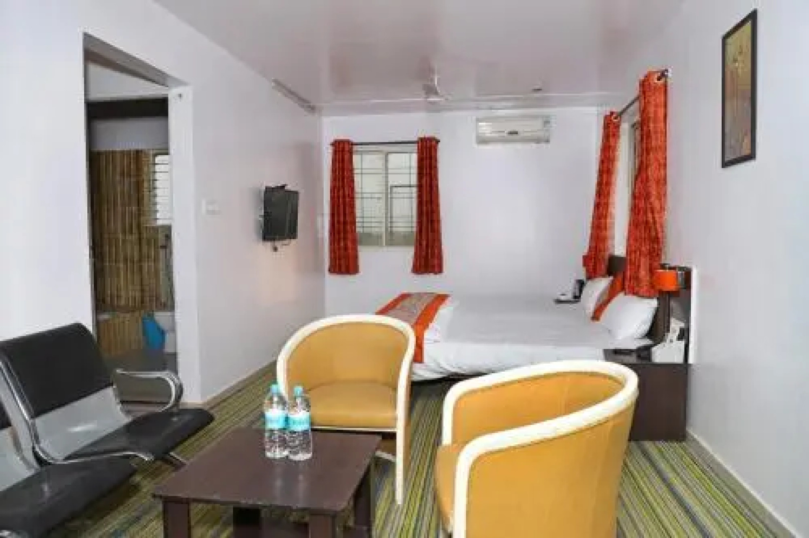 Asian International Hotel