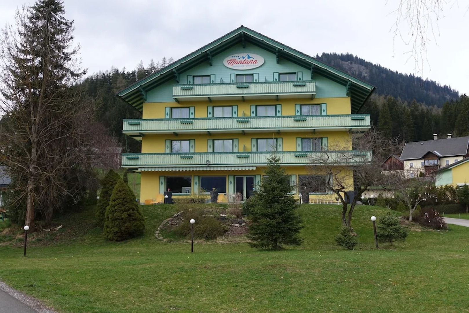 Apparthotel Montana