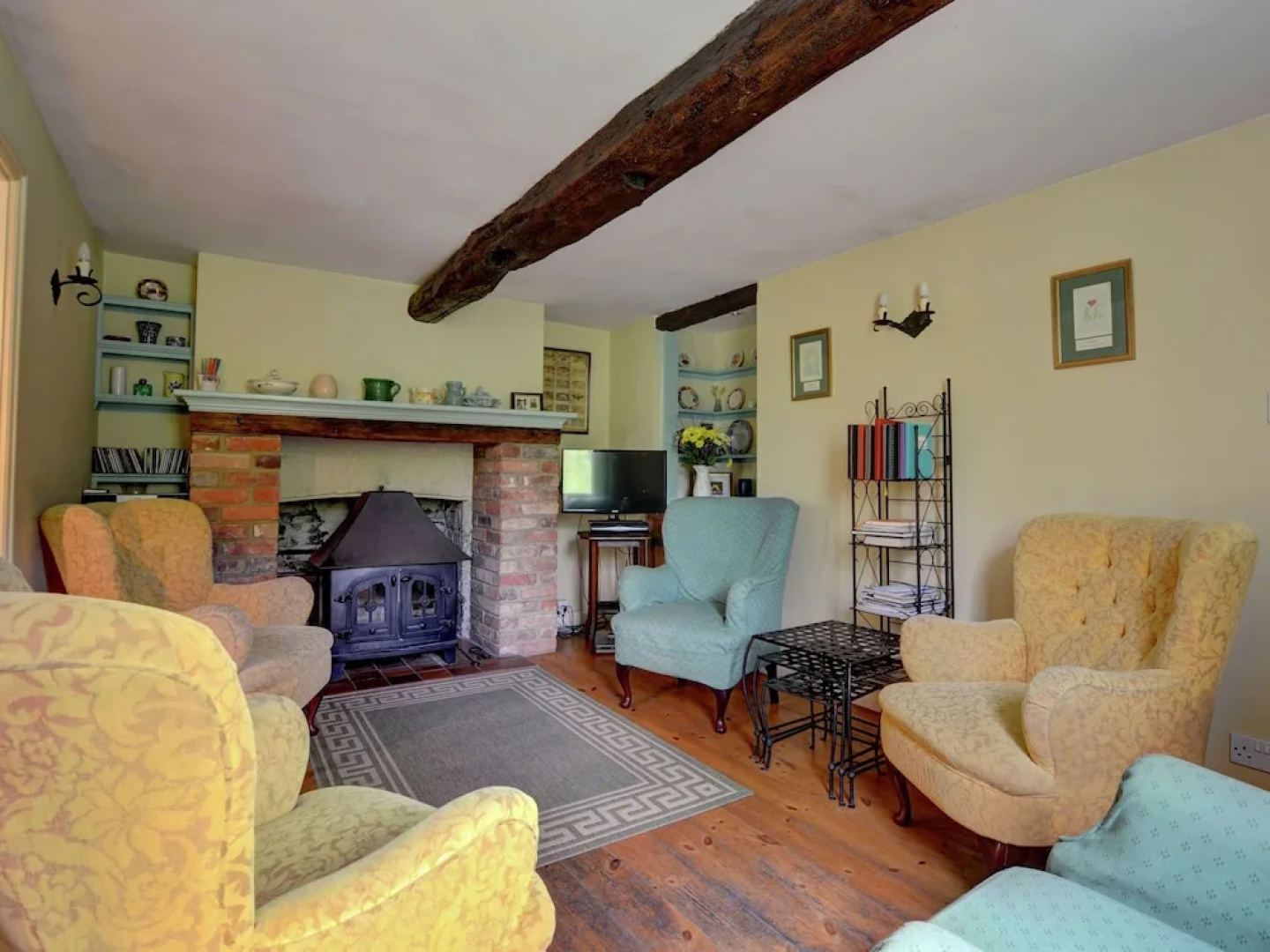 Simplistic Cottage in Battle with Garden near Bird Watching