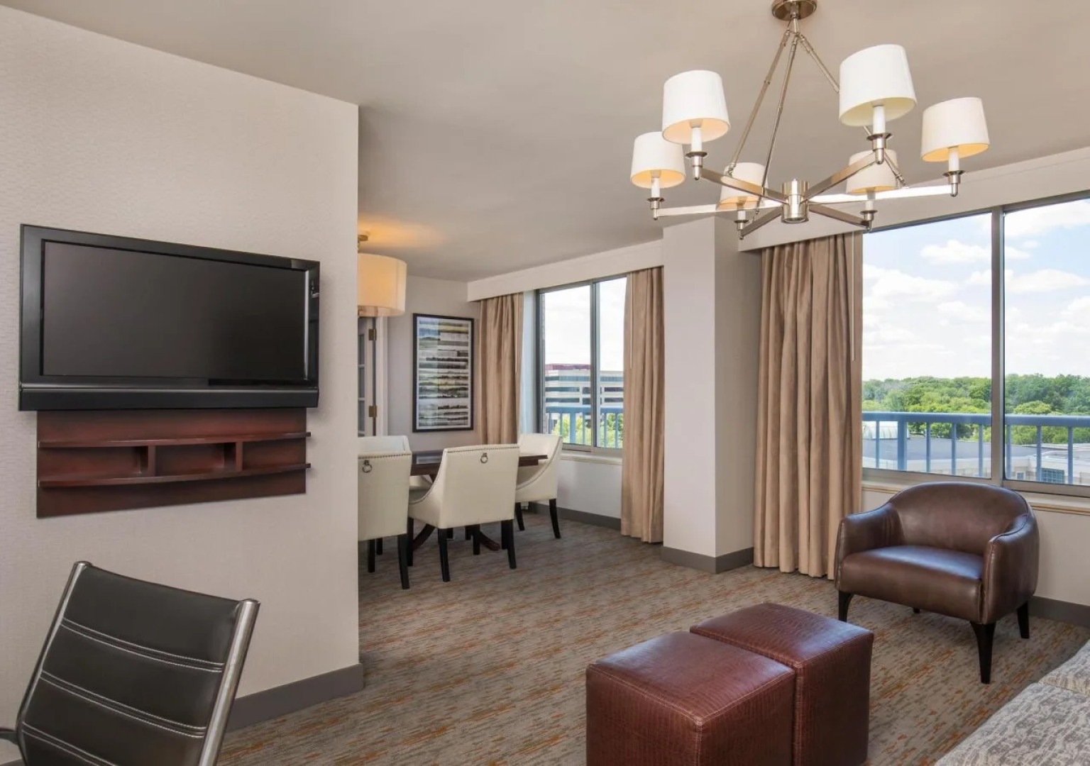 Sheraton Suites Chicago Elk Grove