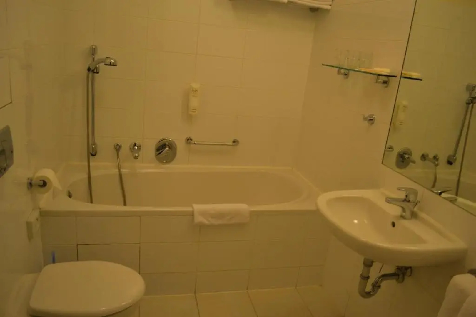 Aparthotel Austria Suites