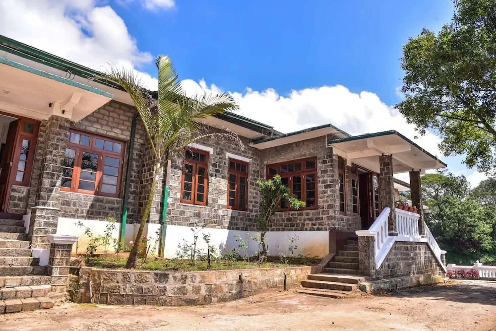 Grand peak tea garden hotel