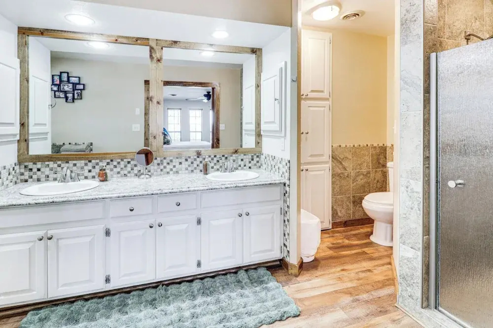 3 Mi to Downtown Roswell: Home w/ Patio + Yard