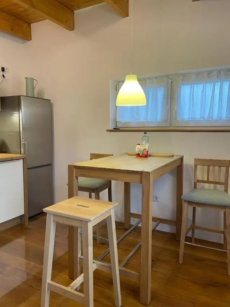 Ferienwohnung im Stadtzentrum von Bernau - Komfortable Wohnung mit 2 Zimmern, Bad, Spülmaschine, Waschmaschine, komplette Küche, WLAN, Terrasse, ruhige Lage