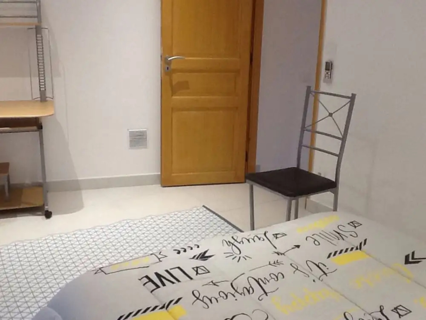 Villa entière - Pierre et contemporain