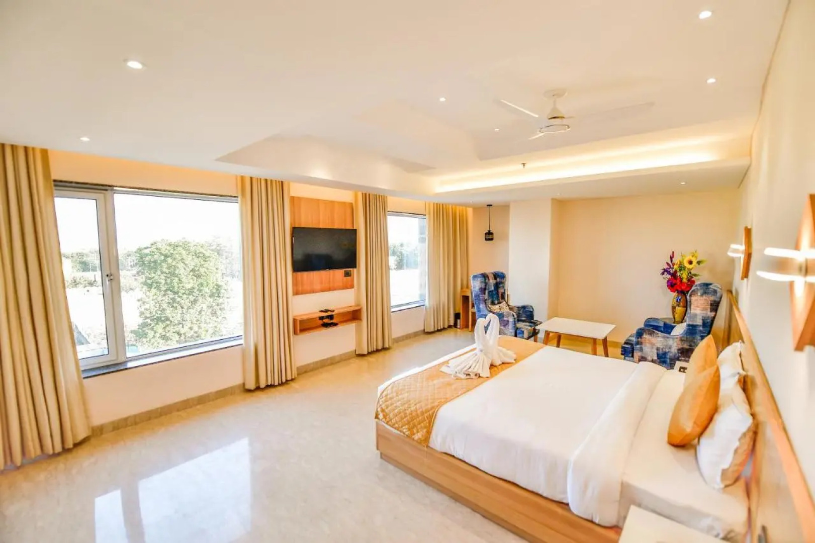 Hotel Palash Regency