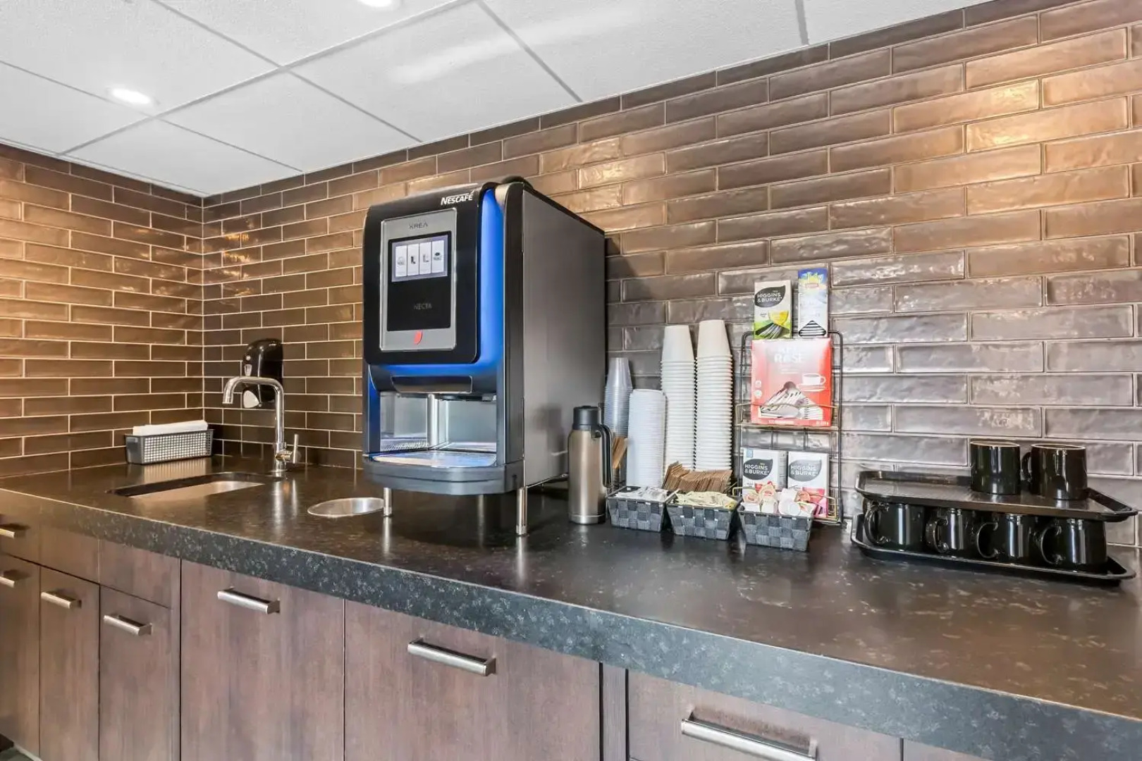 Best Western Plus Banff International Lodge