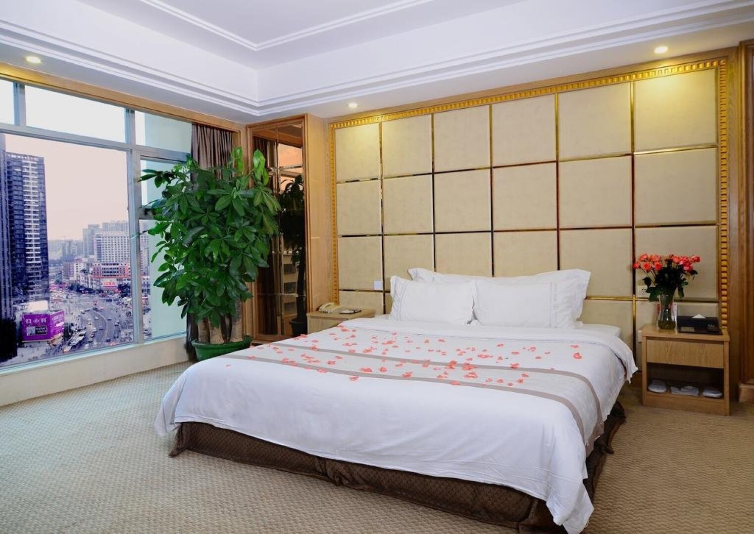 Ji Hotel Shenzhen North Railway Station