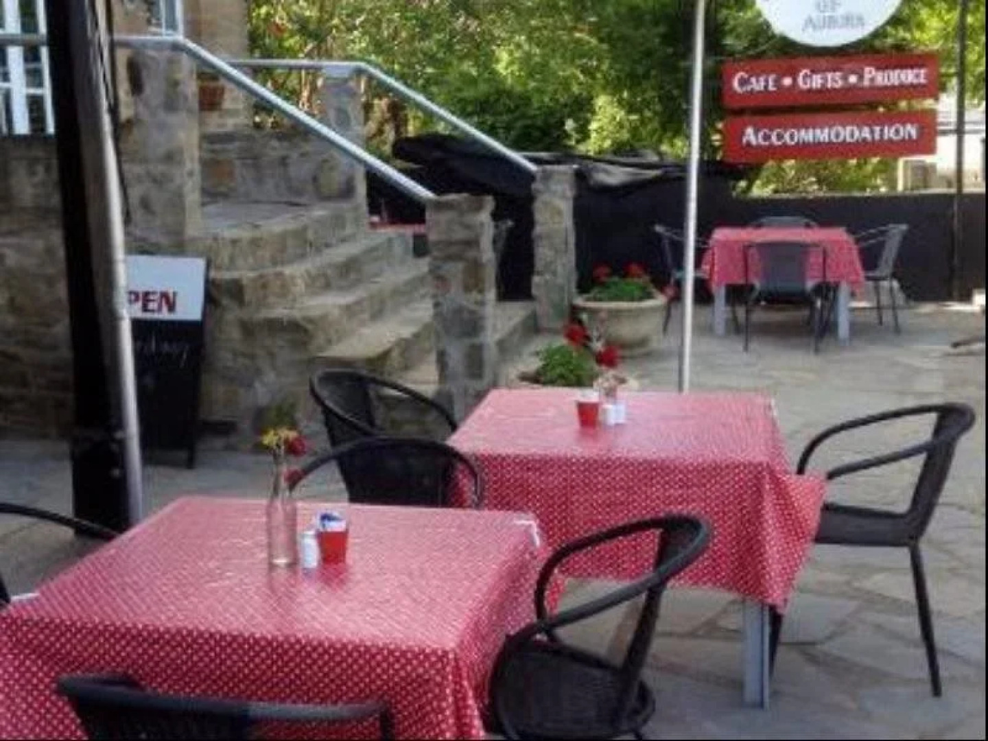 Mellers of Auburn Cafe and Accommodation