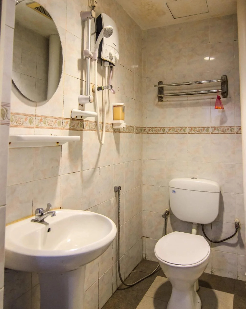 Hotel Zamburger Taman Universiti