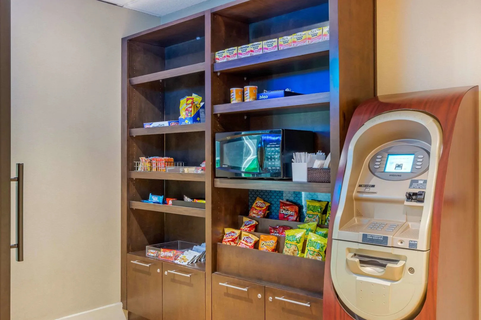 Spark by Hilton Atlanta Airport South College Park