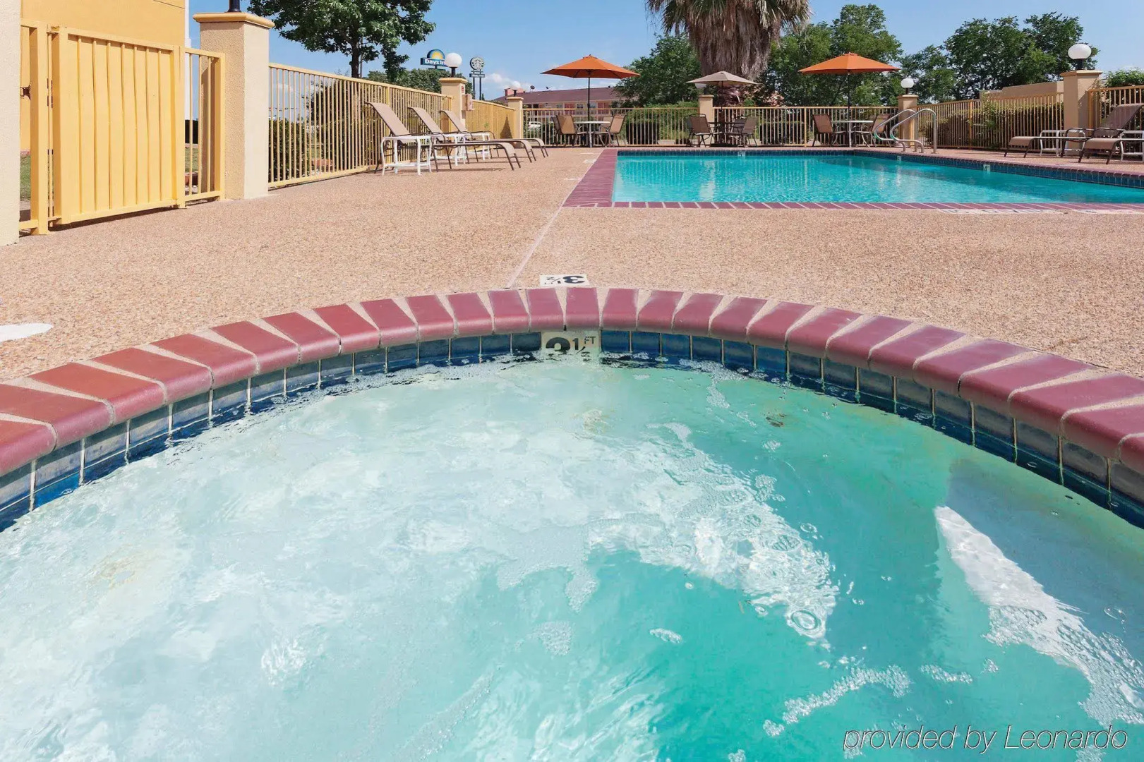 Red Roof Inn Terrell