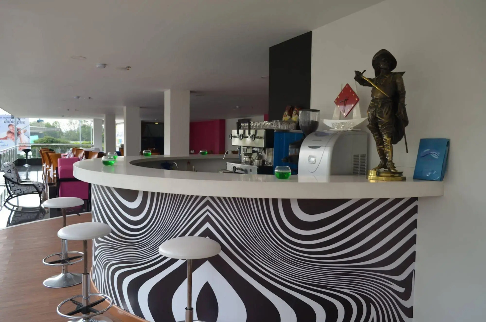 Top Deck Hotel
