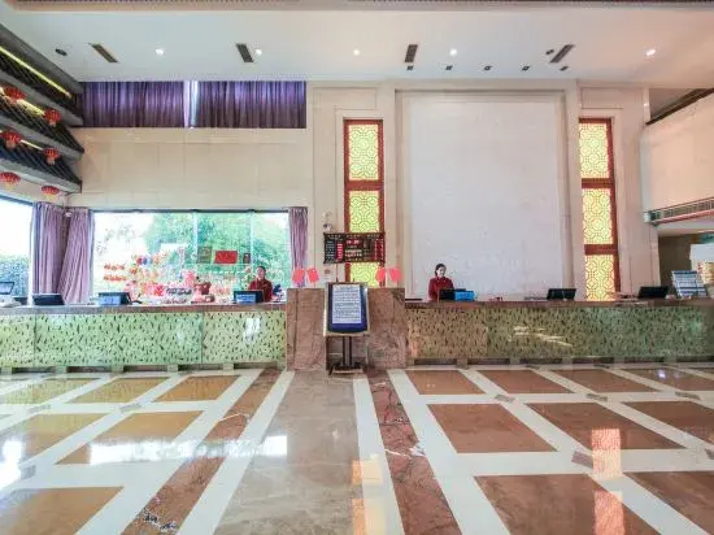 Zhisheng Hot Spring Guest Reception Center (Zhisheng Hot Spring Resort No.1 Building)