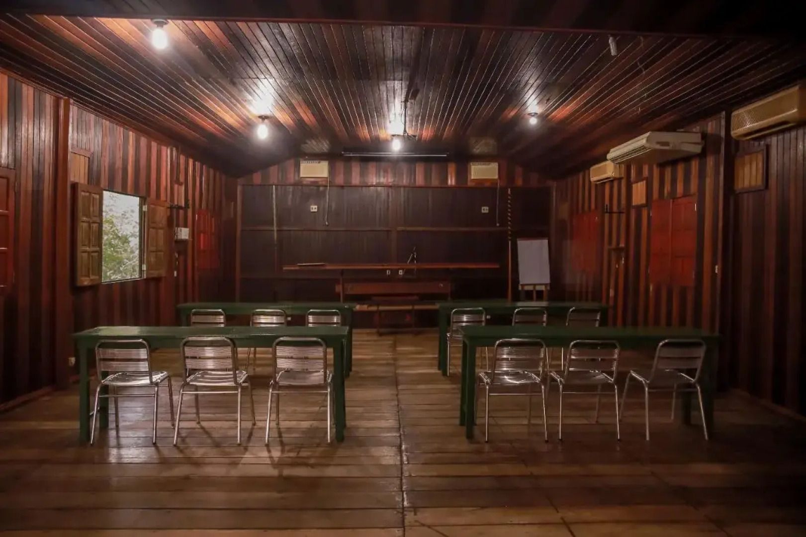 Amazonia Jungle Hotel