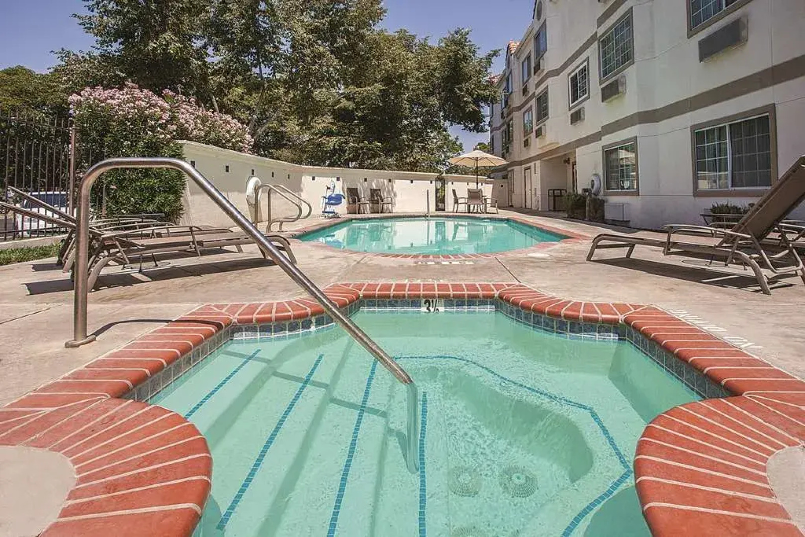 La Quinta Inn & Suites By Wyndham Davis