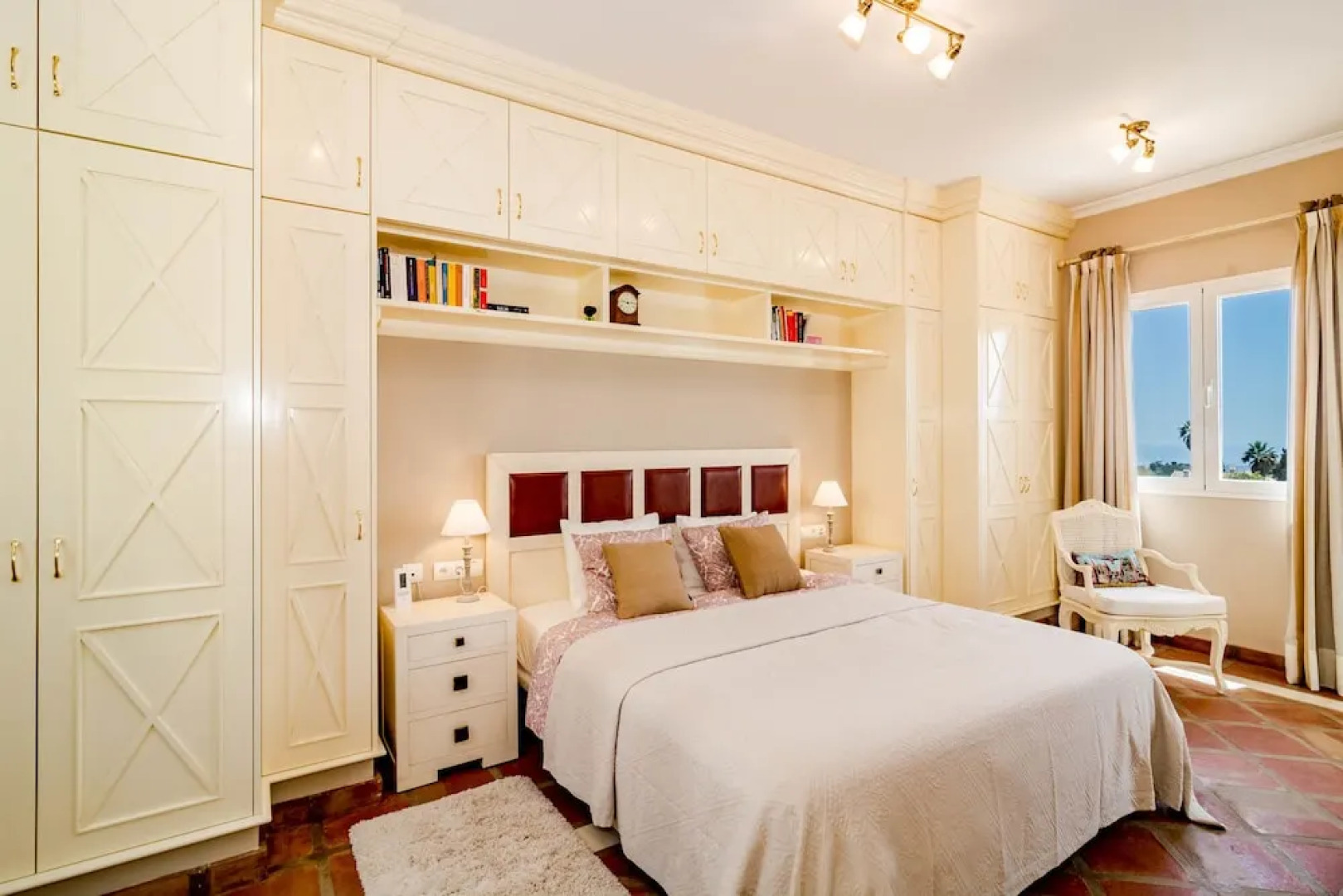 SBCC 2 bedroom villa with breathtaking views Roomservice