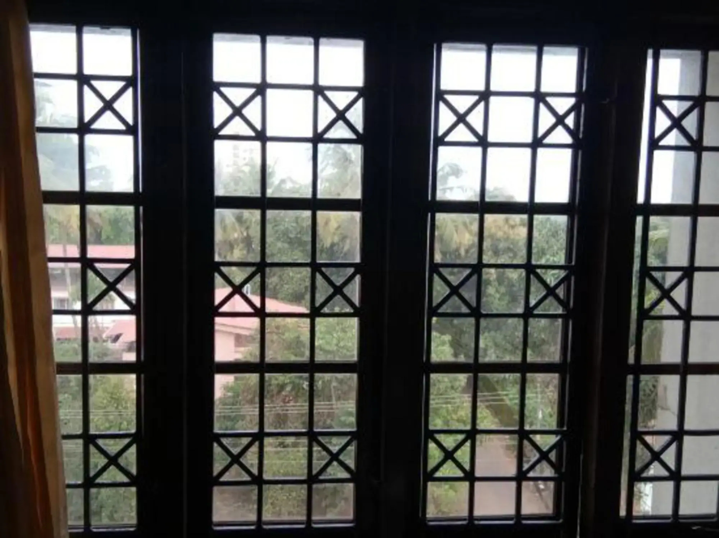 Mascot Paradise City Hotel