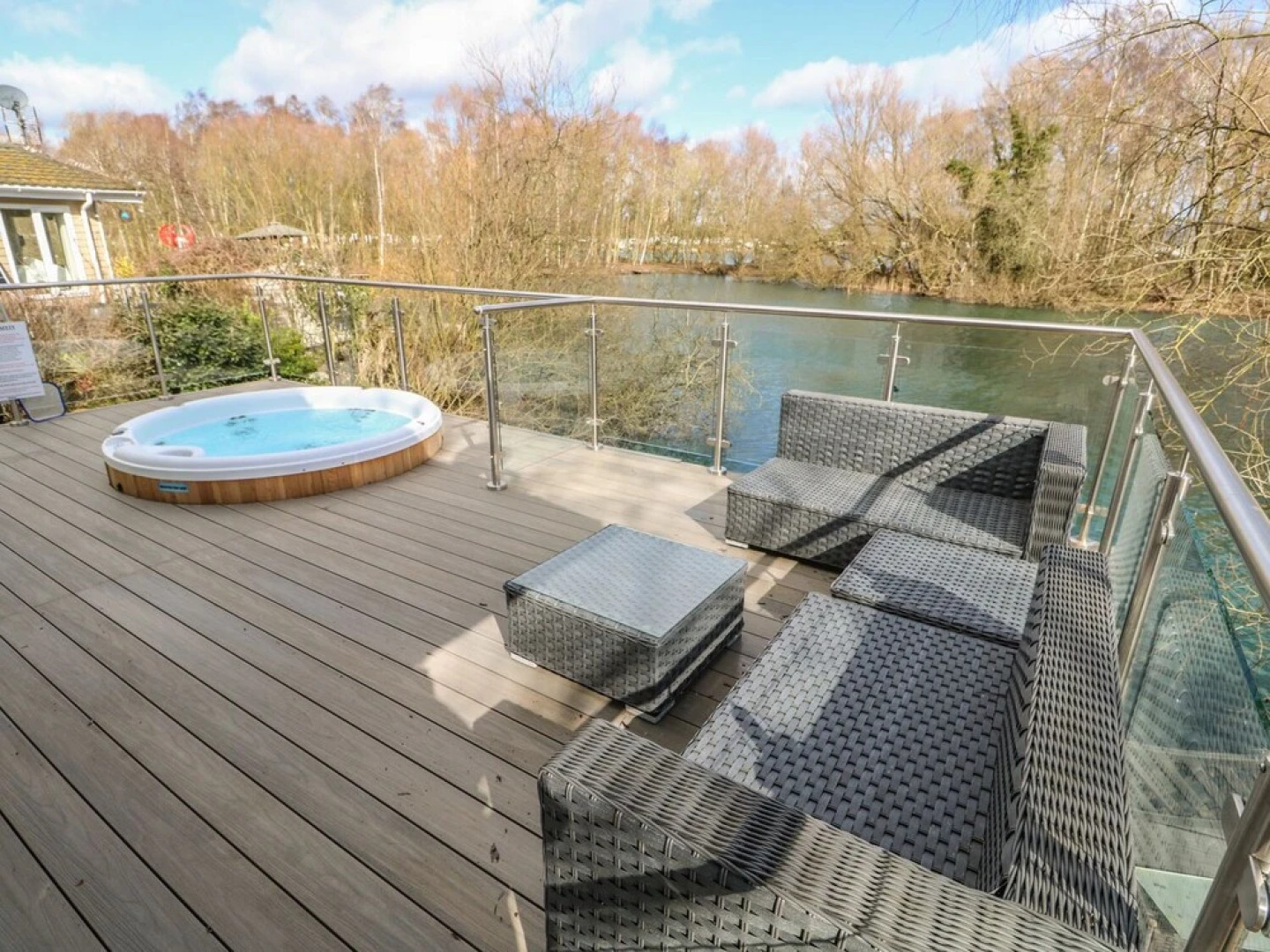 No 4 Elm Drive, Lincoln