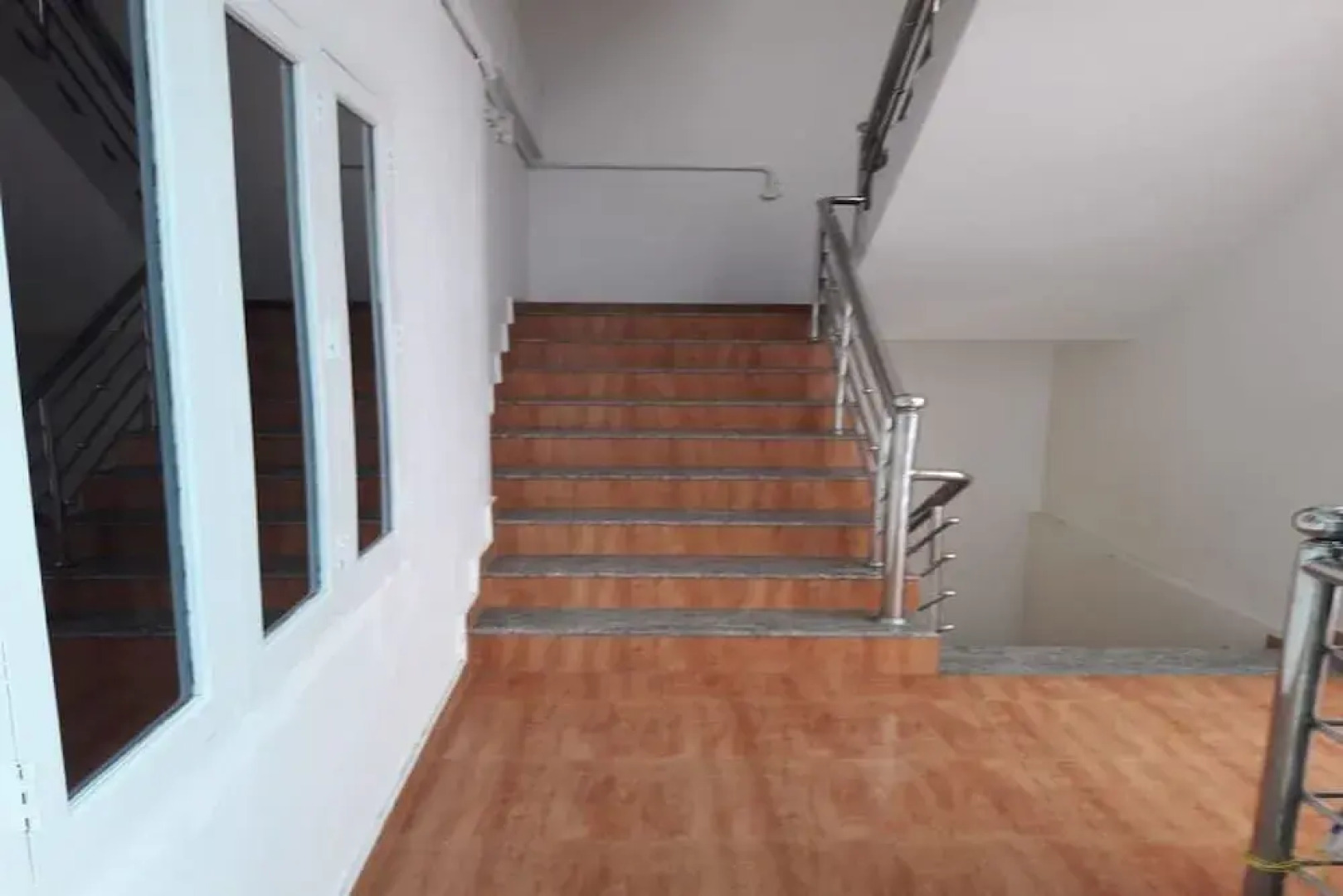 Oyo 23503 Golden Valley Residency