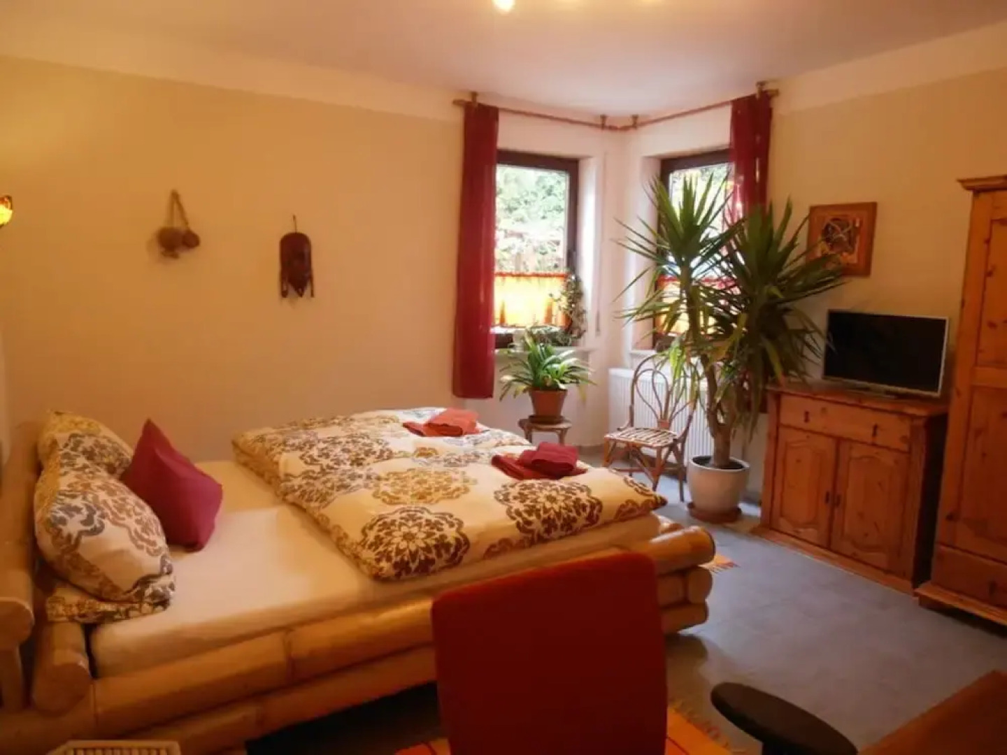 Salmagundi Comfortable Holiday Residence