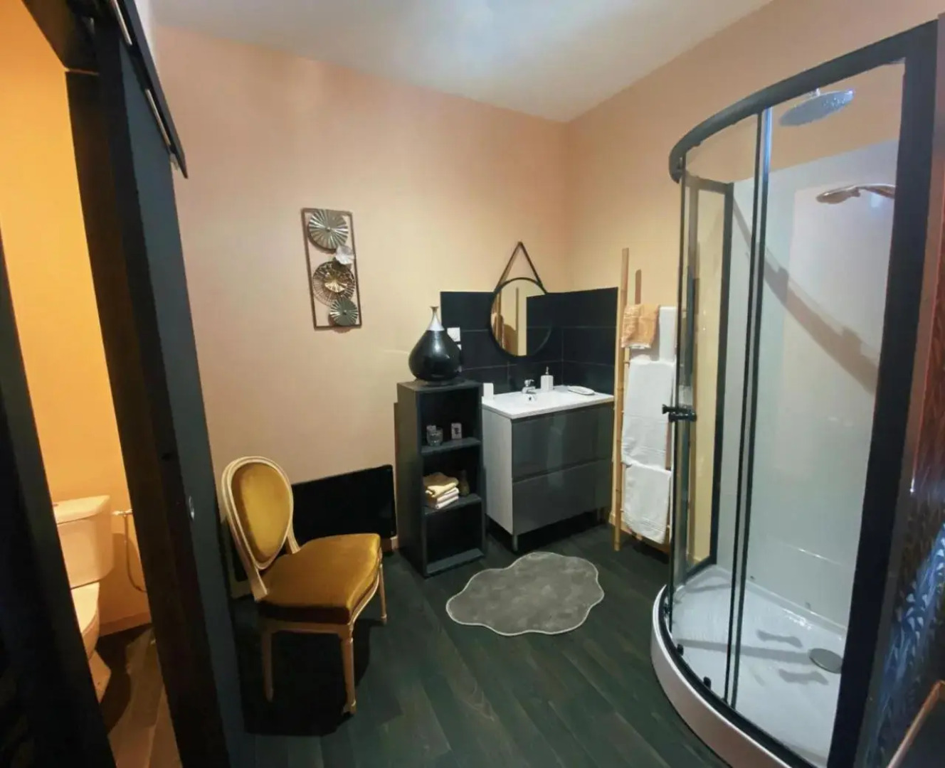 Chambres D’Hote Au Chapeau Claque Cabaret