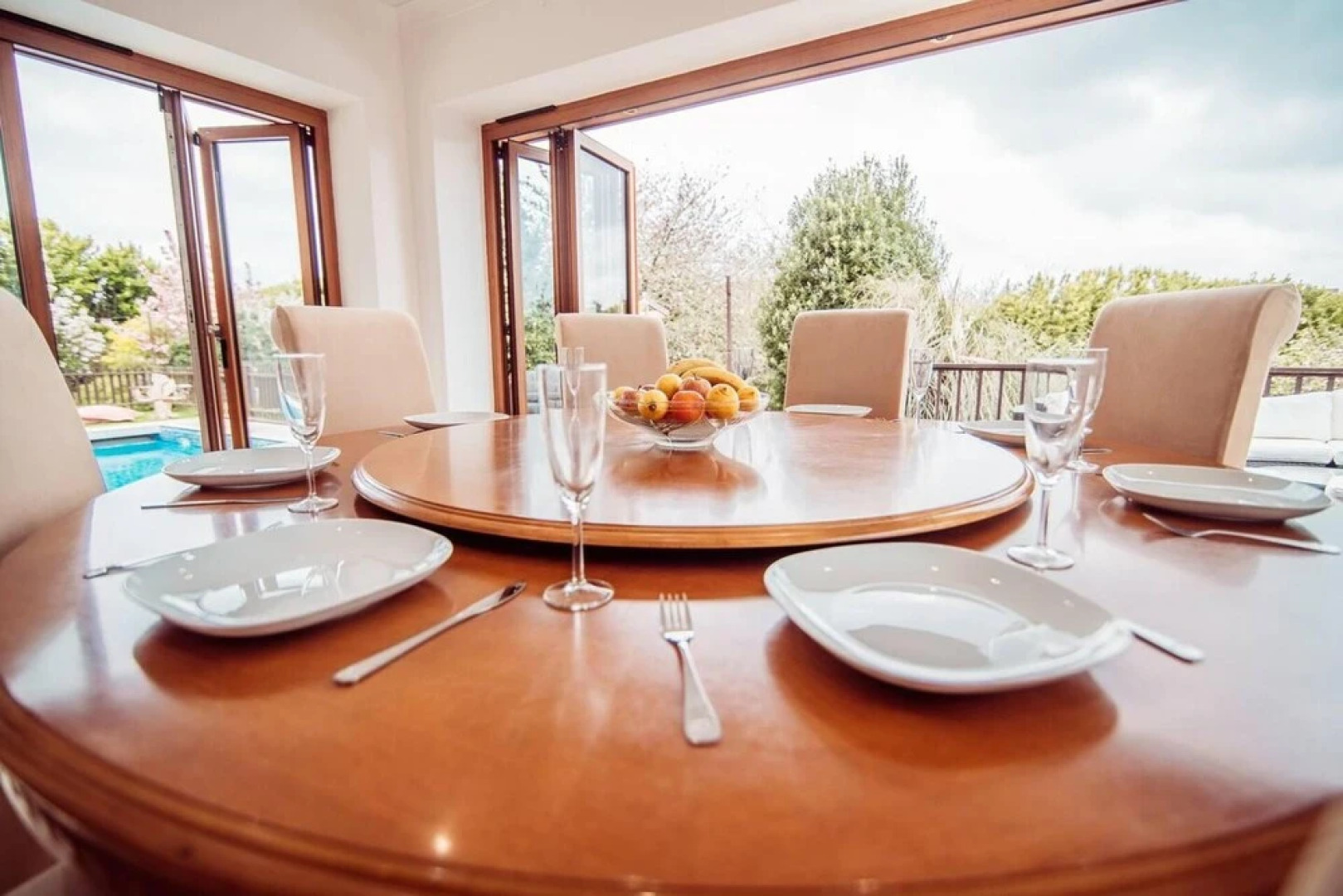 Threeways Retreat With Heated Swimming Pool