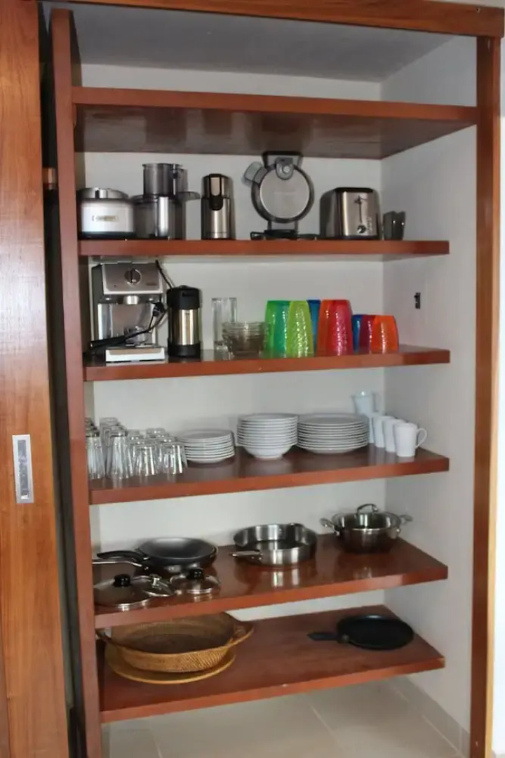 Large Modern Ajijic 1 King Bdrm Home -walk To Everything -gym -pickleball Court