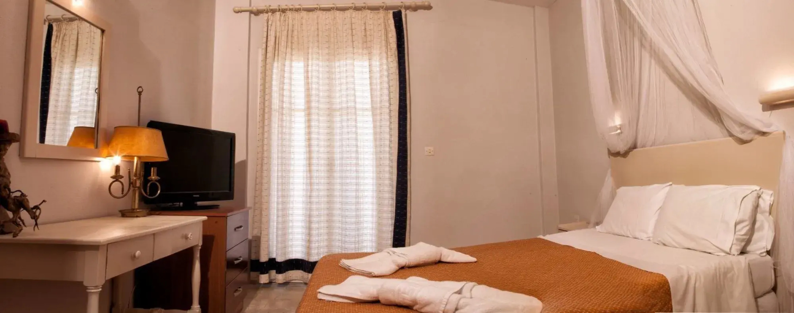 Veroniki Studios & Apartments