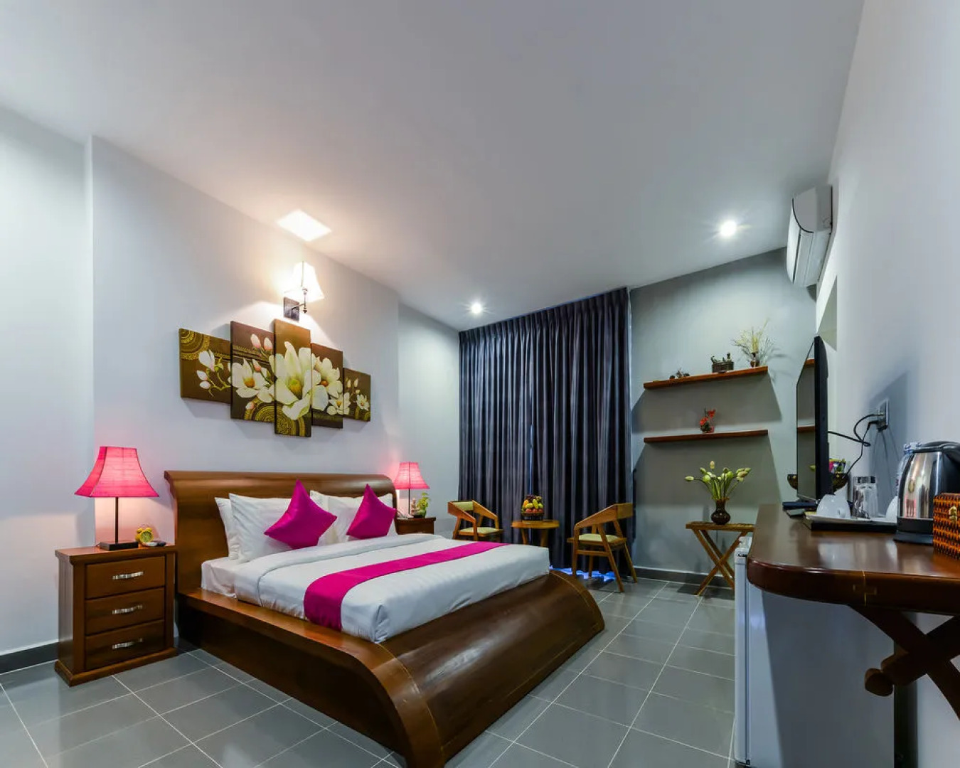 The Sam Boutique Hotel