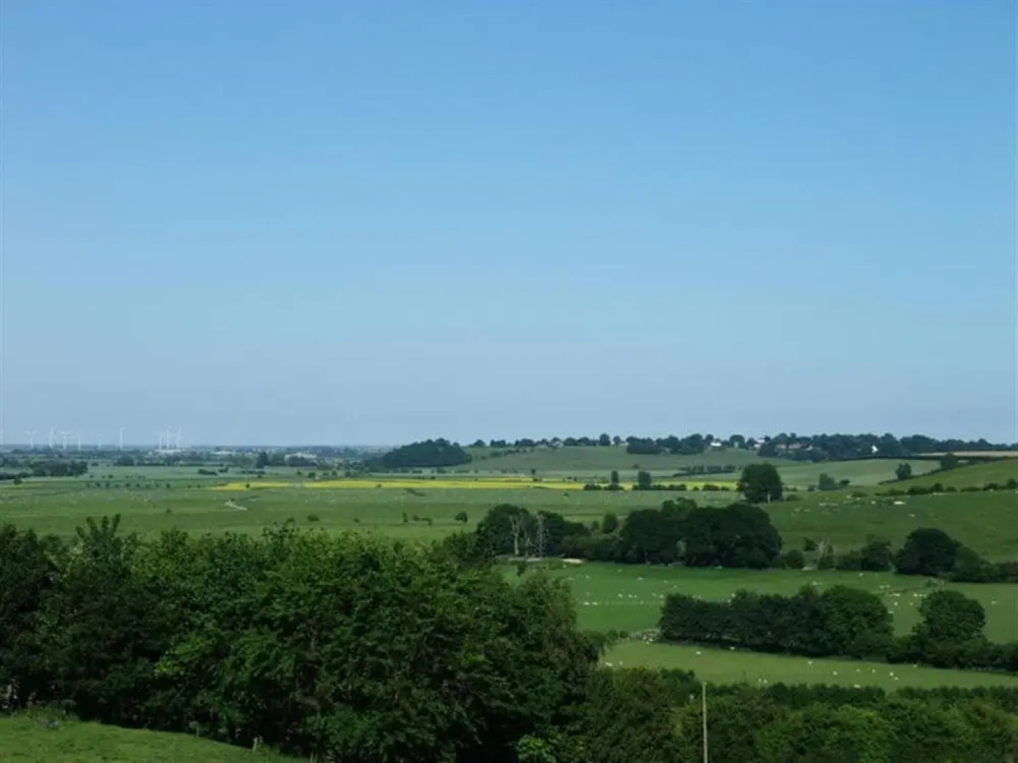 Superb Holiday Home in Broad Street Kent With Graden