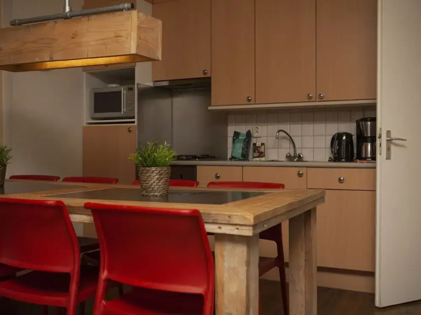 Combined Bungalow with Decorative Fireplace near Veluwe
